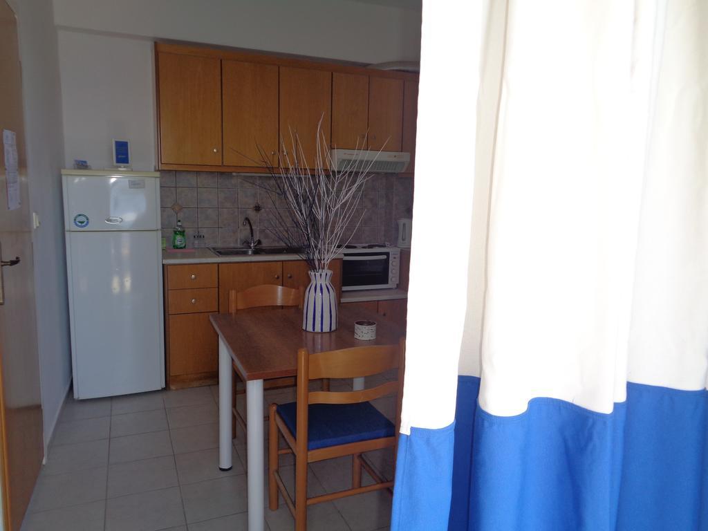 Gaitani Studios Lentas Luaran gambar